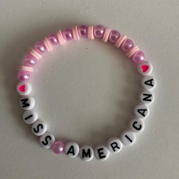 Taylor Swift Miss Americana & The Heartbreak Prince Friendship Bracelet Set - Picture 2 of 5